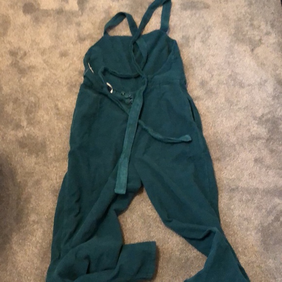 Free people jumper ! Never worn!! - Picture 6 of 6